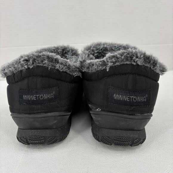 Minnetonka Timpson Tulsa Bootie Size 9 Black Faux Fur Water Resistant Slip On - Picture 9 of 11
